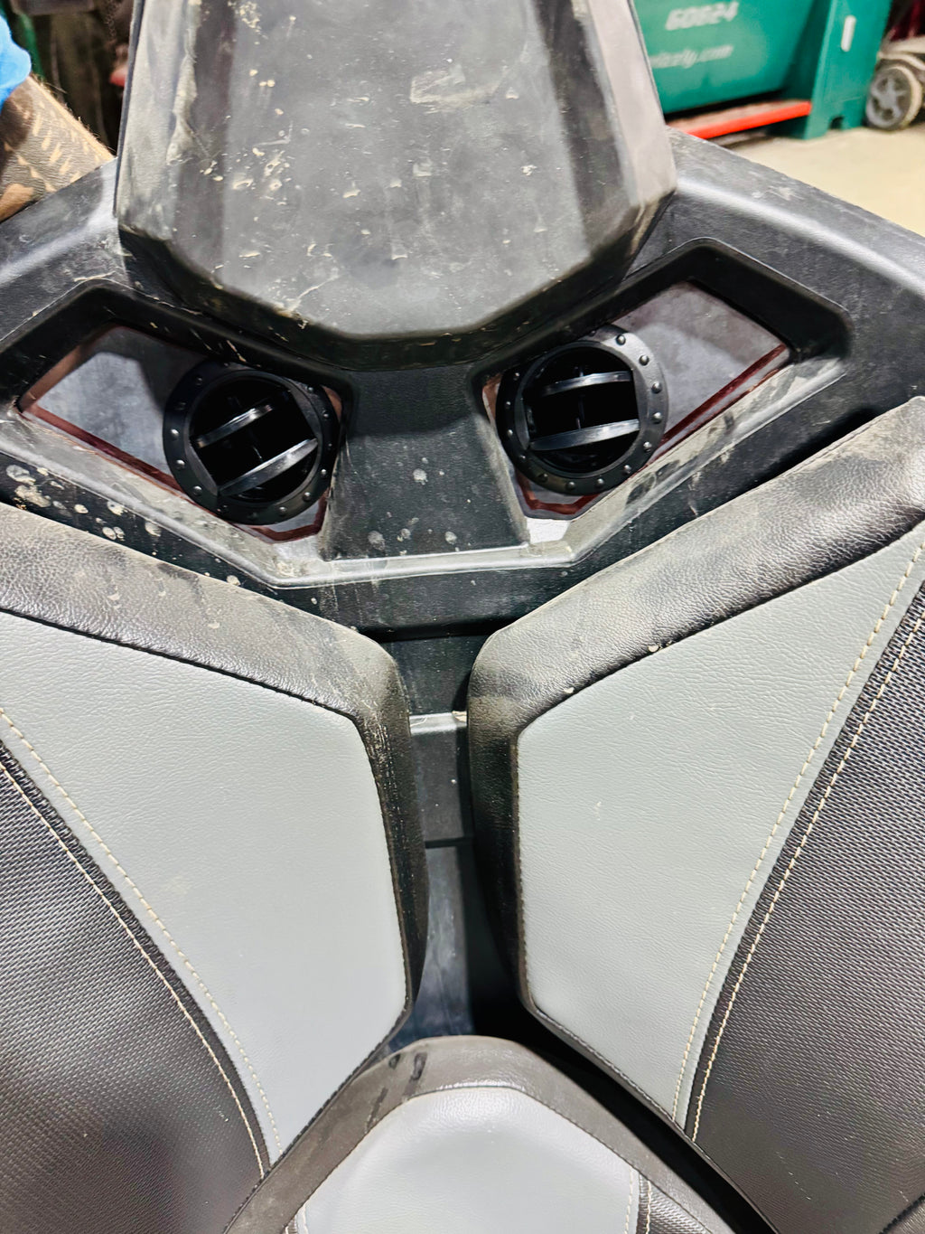 Rzr pro seat vent bracket for all pro models
