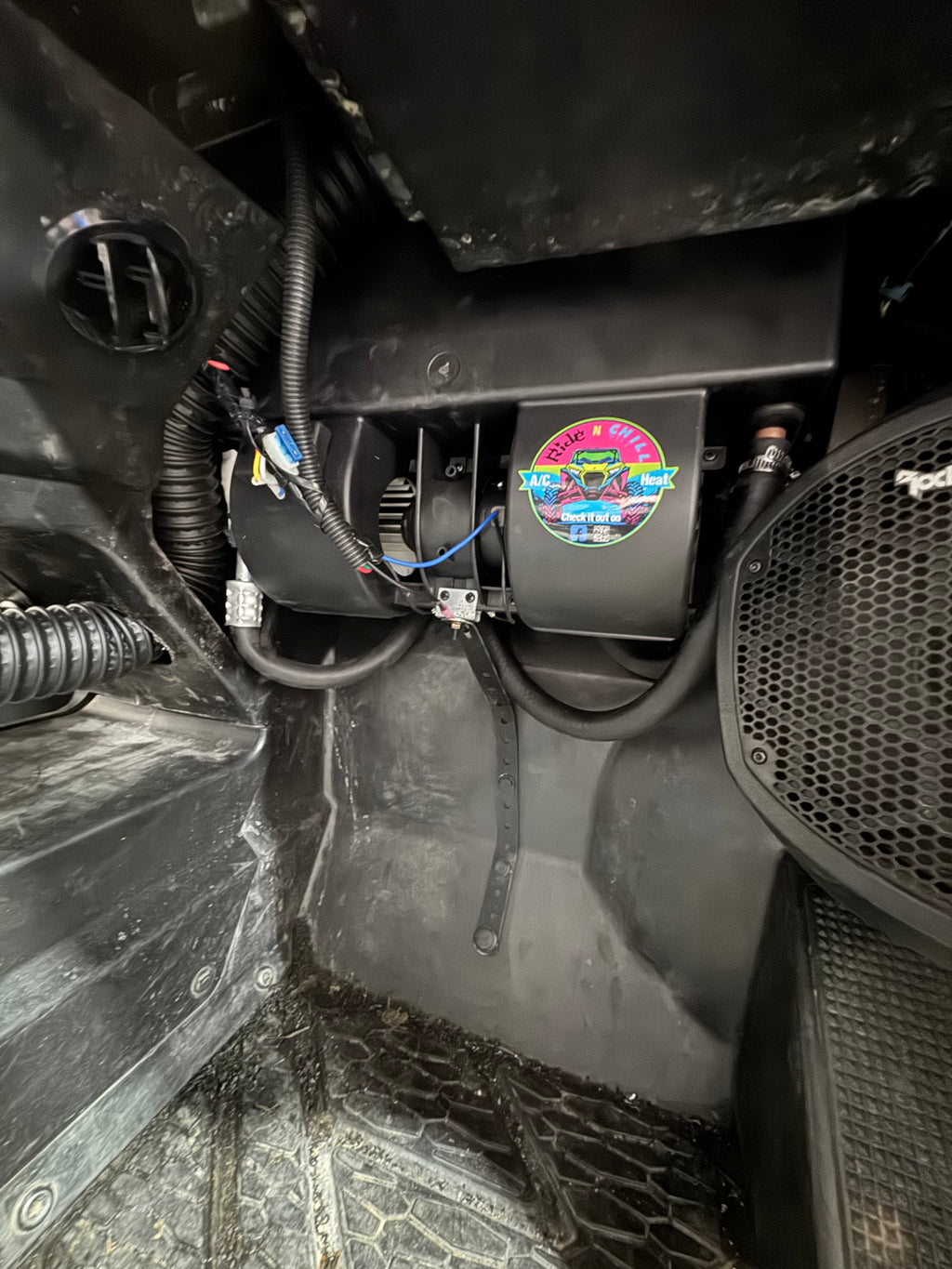 Polaris general 1000xp 4 door A/C and Heat unit
