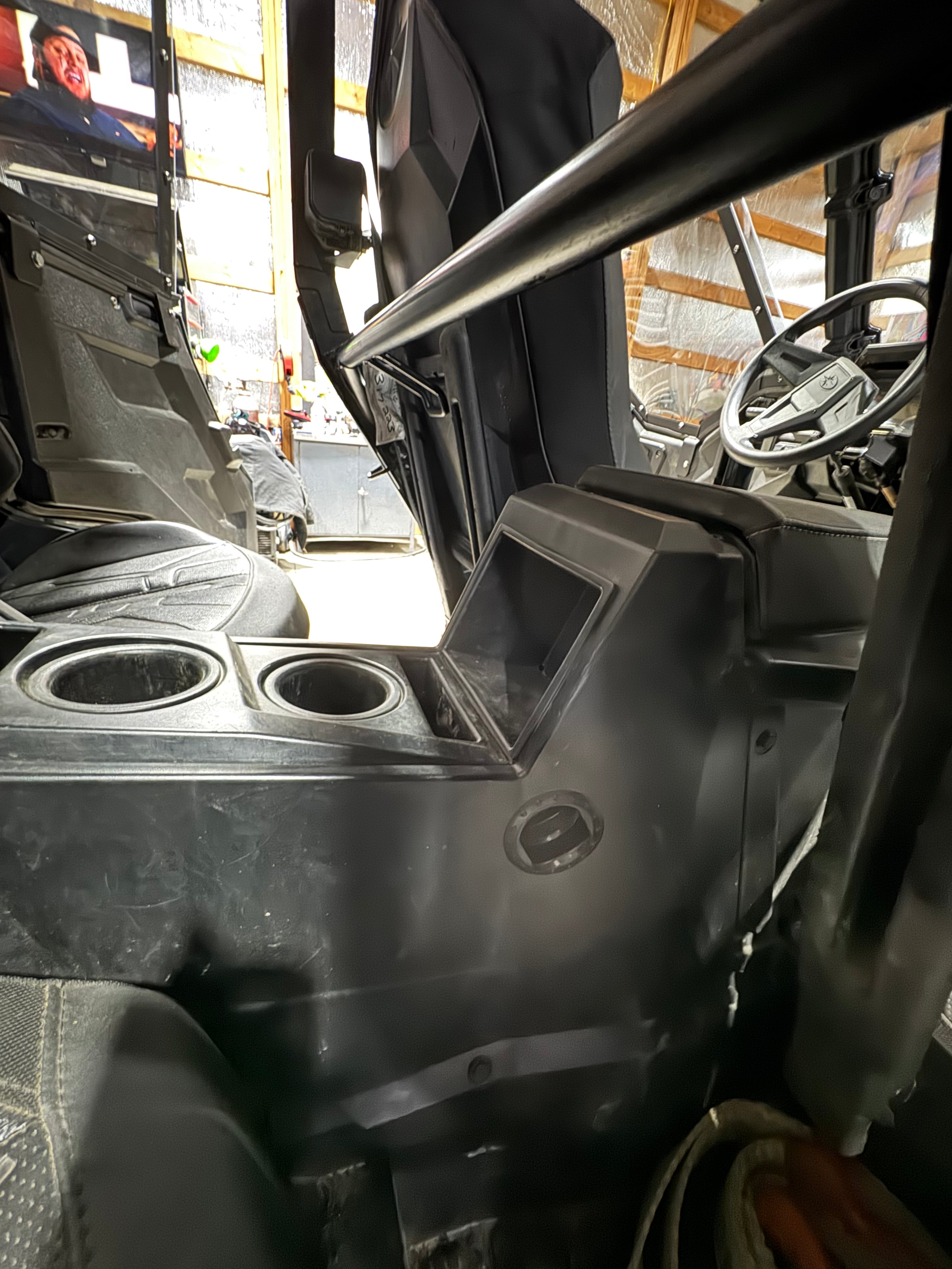 Polaris general 1000xp 4 door A/C and Heat unit